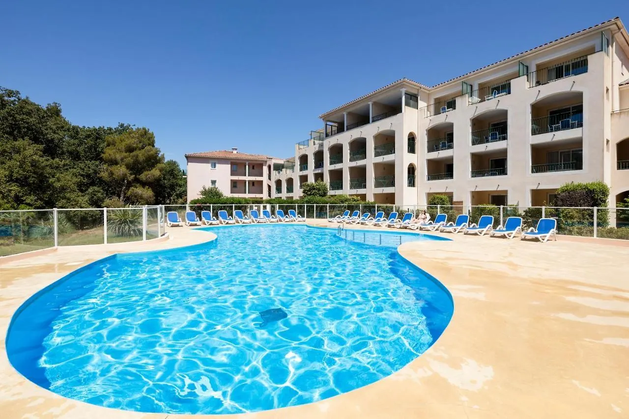 Garden & City Six-Fours-Les-Plages Aparthotel 3*,  France