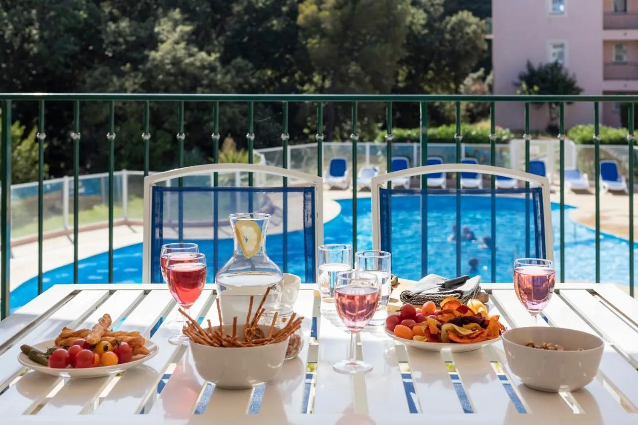Garden&City Six-Fours-les-Plages Appart hôtel